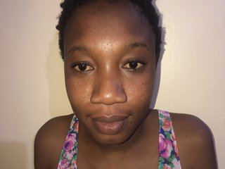 Chat vidéo érotique Petite-sally