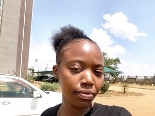 Chat vidéo érotique PetiteLiza