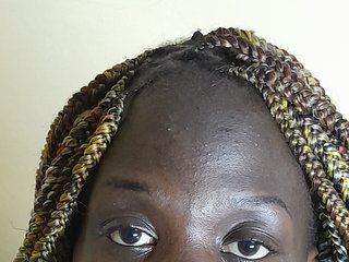 Chat vidéo érotique Petitetessy7