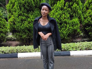 Chat vidéo érotique Politegirl