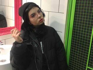 Chat vidéo érotique PrayForMolly