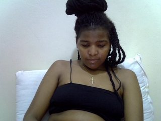 Chat vidéo érotique Prettydoll22