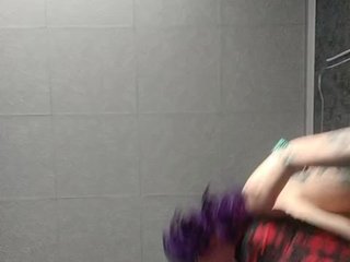 Chat vidéo érotique QueenOfBalloon