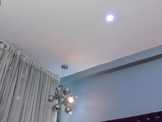 Chat vidéo érotique RedAngel1-