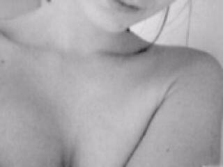 Chat vidéo érotique redchristy