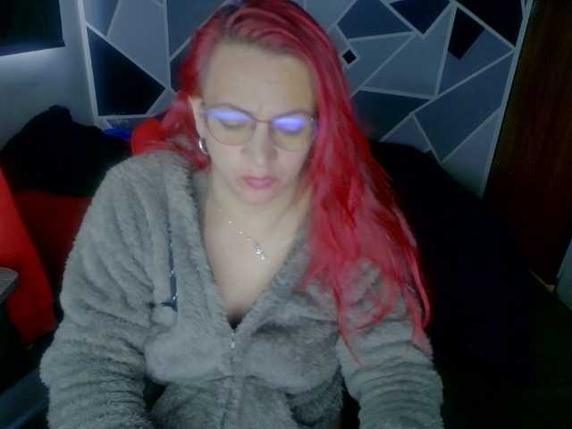 Photos redhair805 Welcome guys... my sexuality accompanied by your vibrations make me very horny