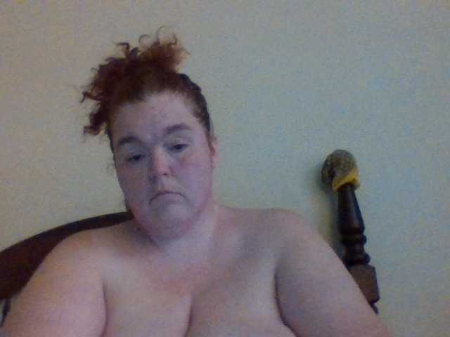 Photos rednecklady1 Its Monday, in Lockdown due to COVID, what yall doing.