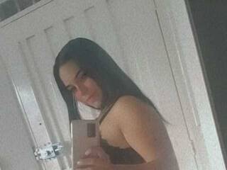 Chat vidéo érotique RiiaJones