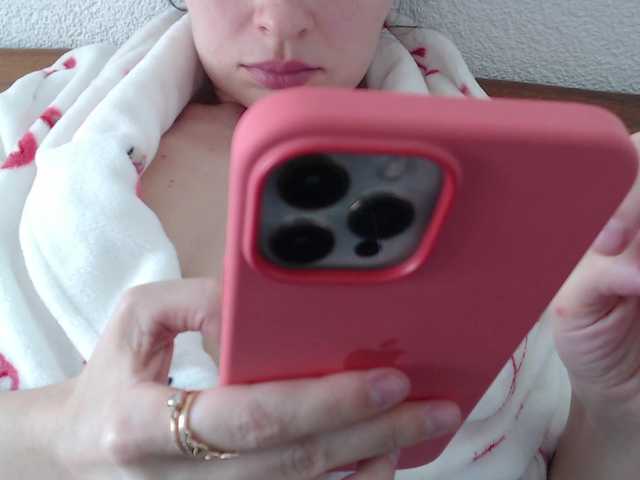 Captures d'écran de diffusion Tifffannny