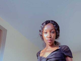 Chat vidéo érotique Ririlifetime