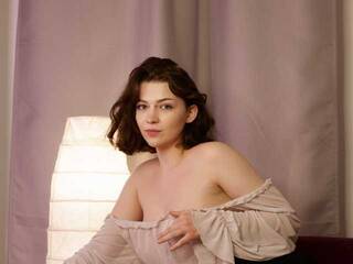 Chat vidéo érotique Liralei