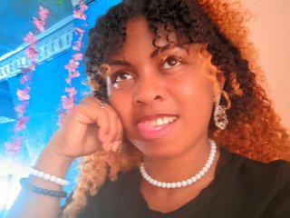 Chat vidéo érotique rolia15