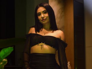 Chat vidéo érotique RosalineBenz