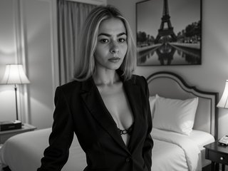 Chat vidéo érotique RosieJune