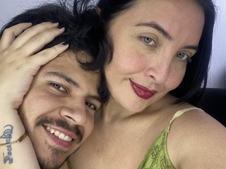 Chat vidéo érotique RouseyRonald