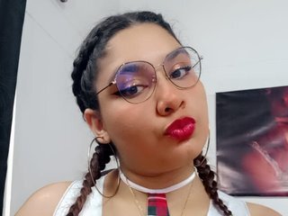 Chat vidéo érotique ROXIEE