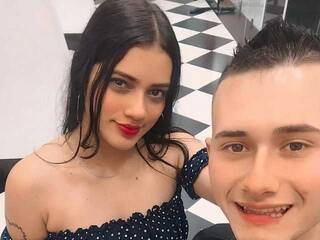 Chat vidéo érotique sacha-adam