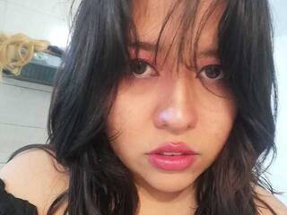 Chat vidéo érotique sakichan2003