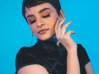 Chat vidéo érotique SakuraHanu