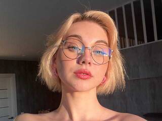 Chat vidéo érotique sakuramt