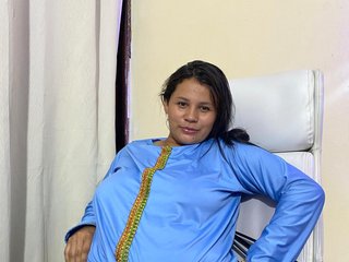 Chat vidéo érotique SalmaBadawi
