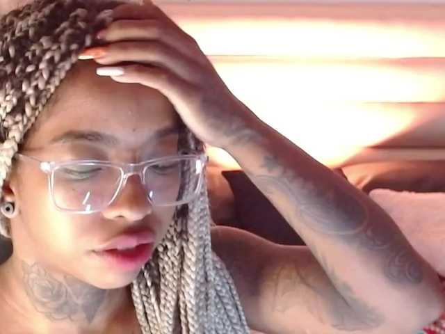 Captures d'écran de diffusion samantaafox