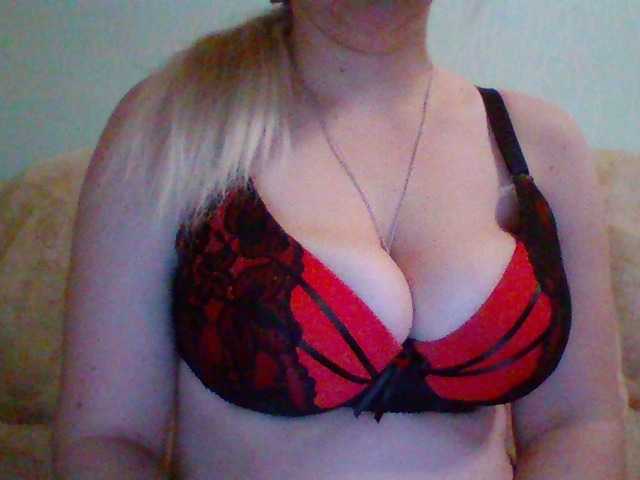 Photos Samiliya23 «Tip me 50 if you think that l am cute. l'll rate your cock for 30 .»