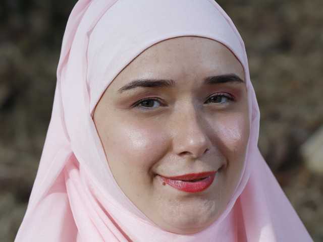 Chat vidéo érotique Samira-halawi