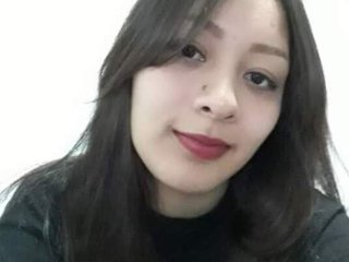 Chat vidéo érotique AdaraCute