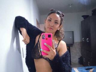 Chat vidéo érotique Saori-hanagami