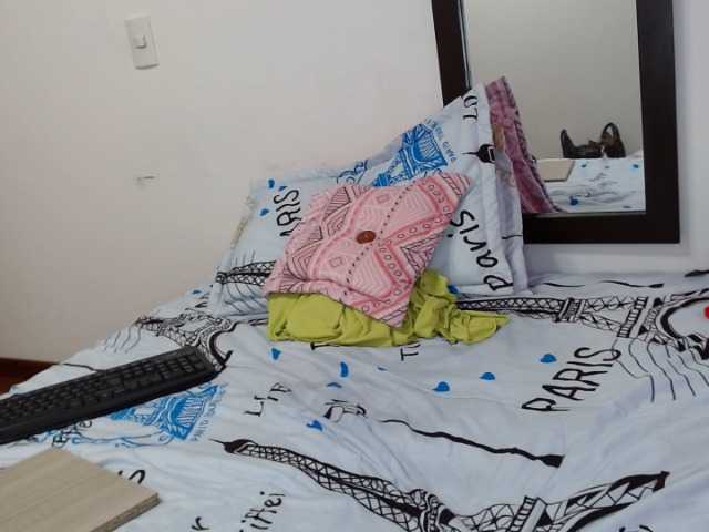 Captures d'écran de diffusion Sara1Sofia22