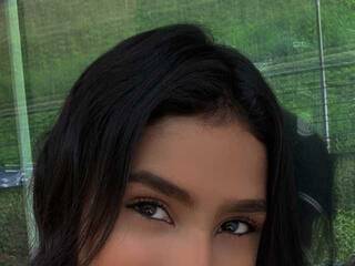 Chat vidéo érotique sarah-fenty