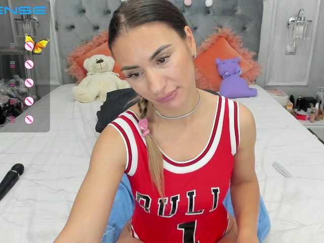 Photos SaraJennyfer Torture me whit your tips!!Spin the wheel for 50 tkjs!#squirt #anal #pussy #bj #joi#cei
