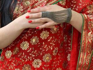 Chat vidéo érotique Saranya