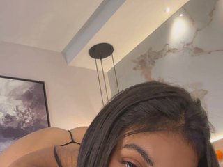 Chat vidéo érotique SarayCollins