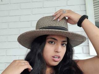 Chat vidéo érotique SaritaDavis1