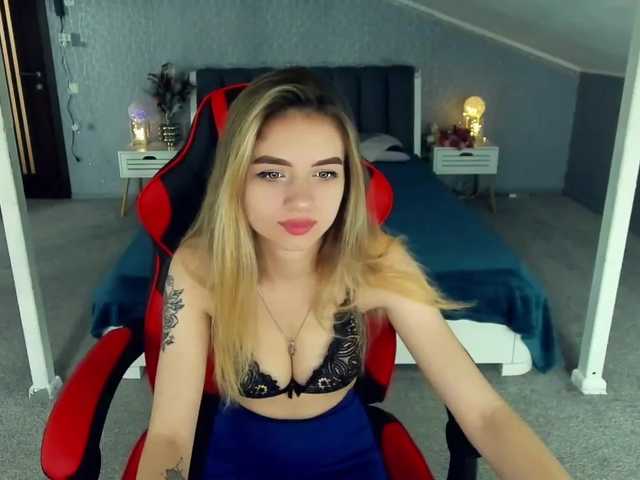 Photos SashaShyy Welcome to my room ! Lush on ) if u like me tip me 66)if u love me tip me 666) ass 100) tits 365) pm 25) add in friends 50) fett 80) naked 891) strip dance 1444)