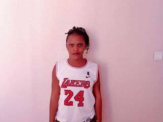 Chat vidéo érotique Sashgal