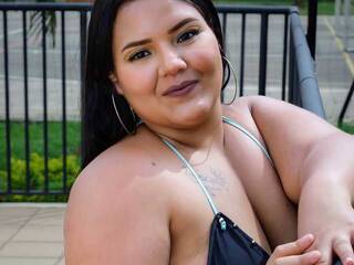 Chat vidéo érotique Sashira