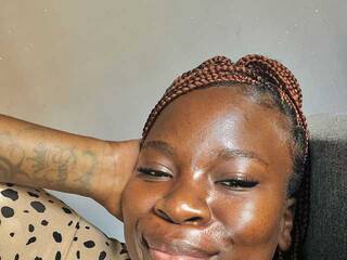 Chat vidéo érotique Secymelanin