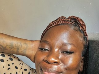 Chat vidéo érotique Secymelanin