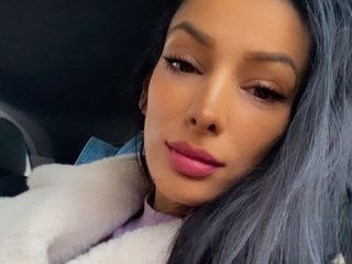 Chat vidéo érotique Selenna