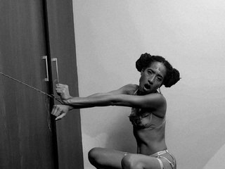 Chat vidéo érotique selennerosse