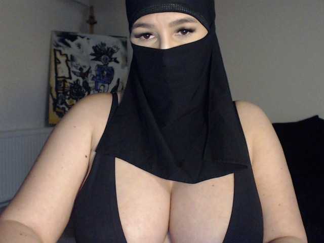 Captures d'écran de diffusion SelmaAzmani