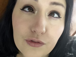 Chat vidéo érotique SerefinaSnow