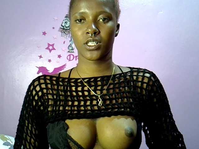 Captures d'écran de diffusion Sexxyezzy
