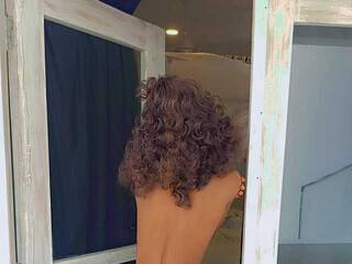 Chat vidéo érotique sexy-dee