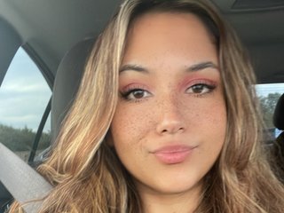 Chat vidéo érotique sexybigtitsss