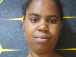 Chat vidéo érotique Sexydoll002