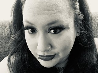 Chat vidéo érotique SexyGothNerd90